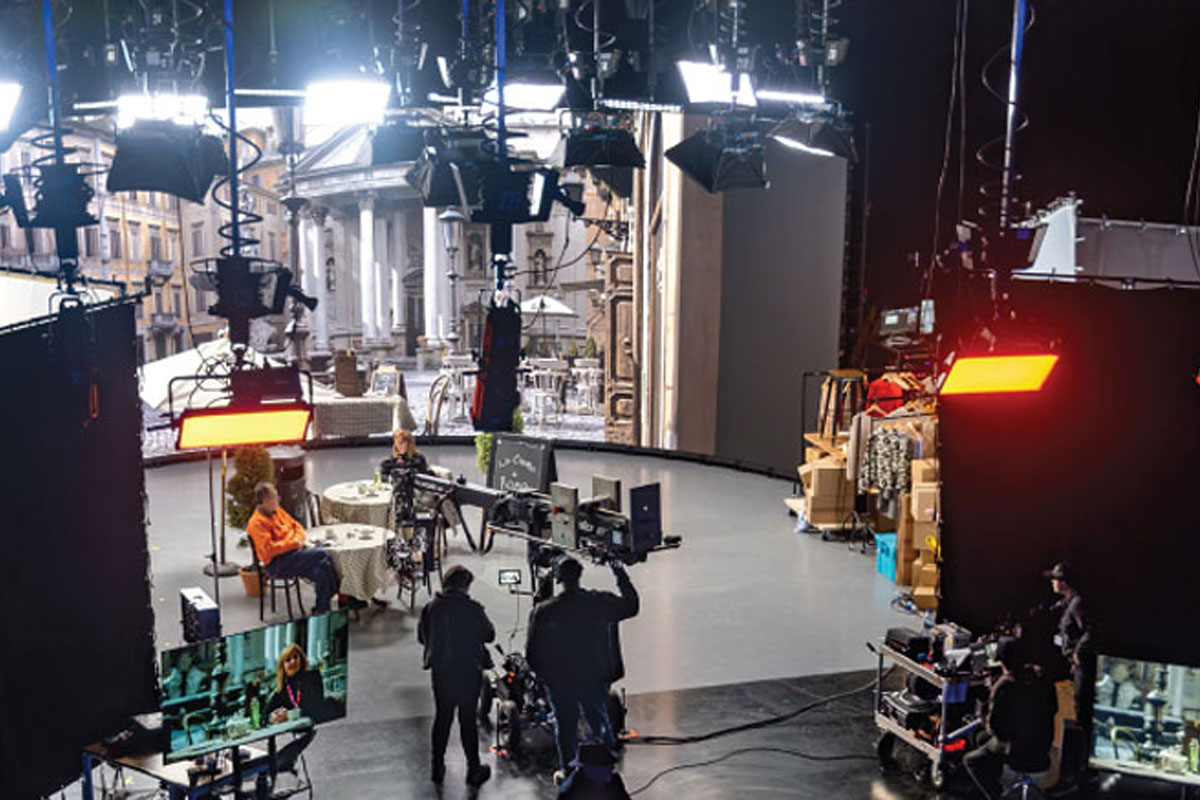 Set & Light Magazine