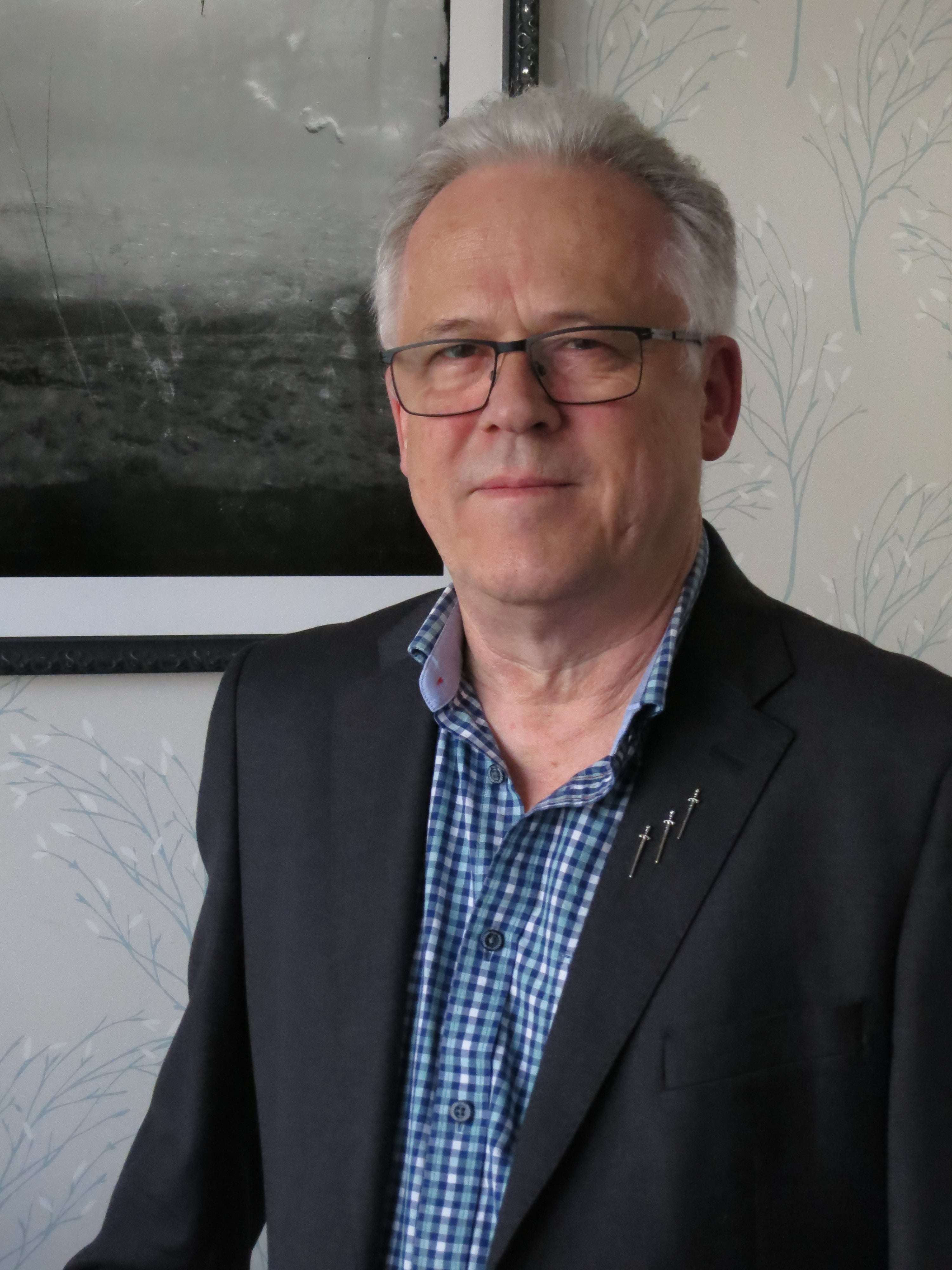 Bernie Davis, Chairman